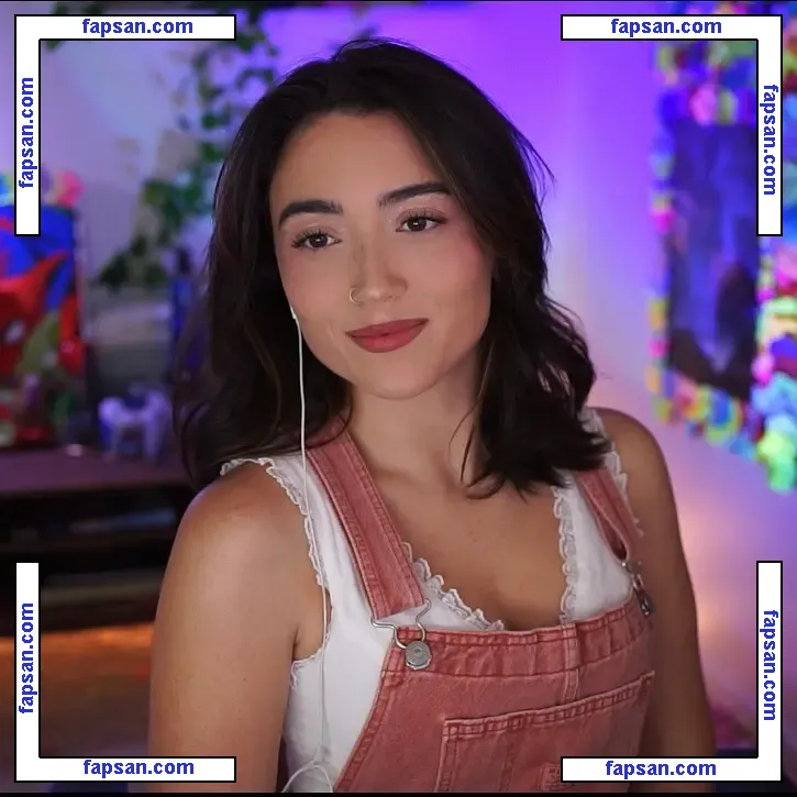 Skyytea nude photo #0036 from OnlyFans