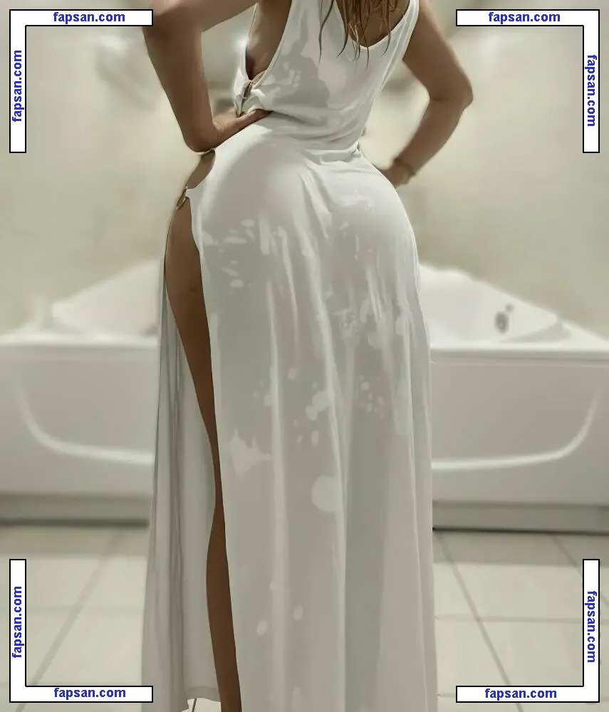 Slawada nude photo #0007 from OnlyFans