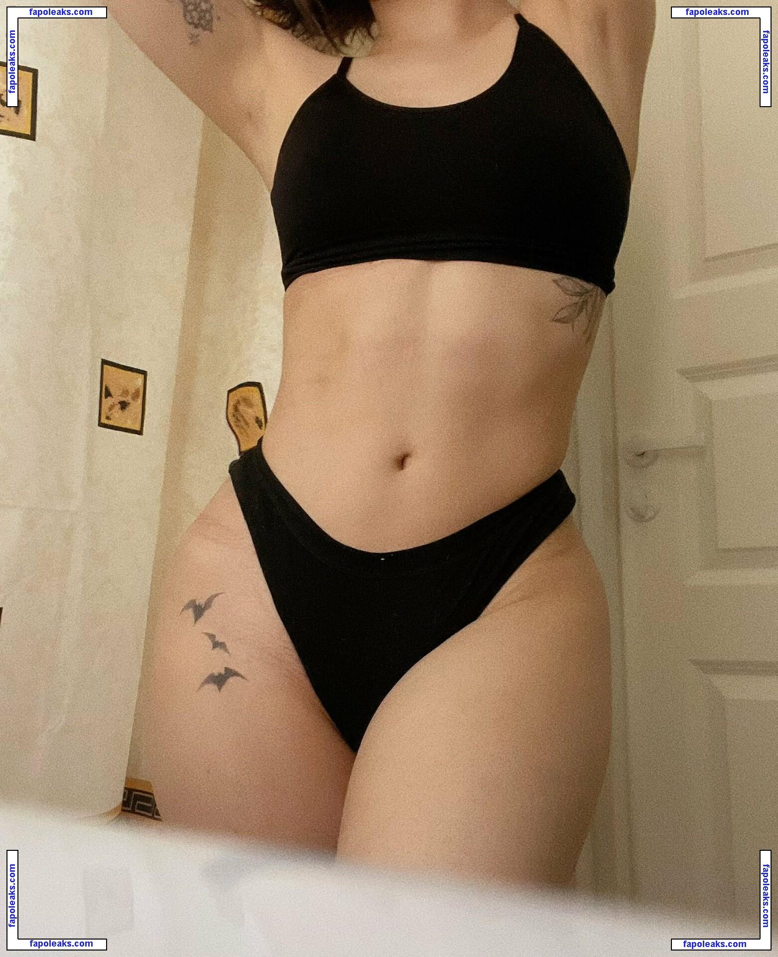 slowpenguin / sweetpengui nude photo #0001 from OnlyFans