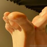 small_girl_feet nude #0008