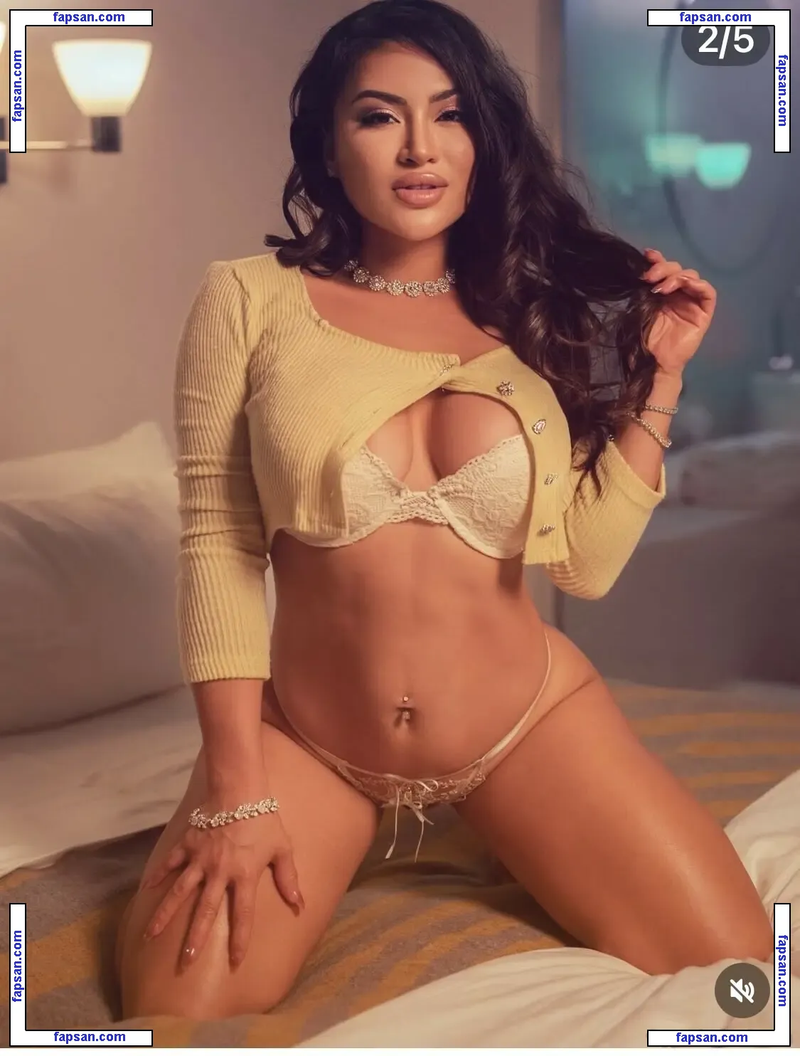 Smallandfeisty голая фото #0011 с Онлифанс