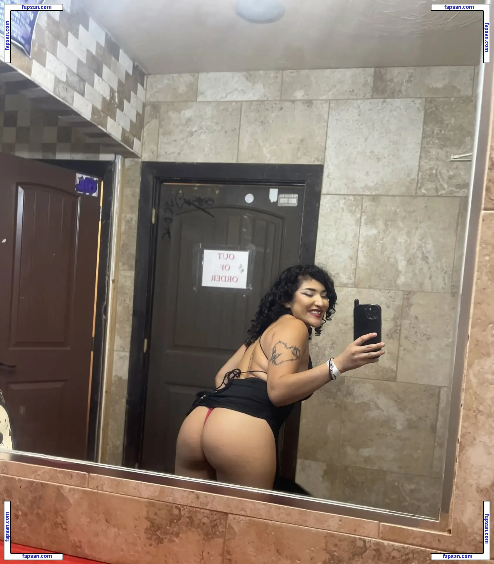 smileeyraven nude photo #0006 from OnlyFans