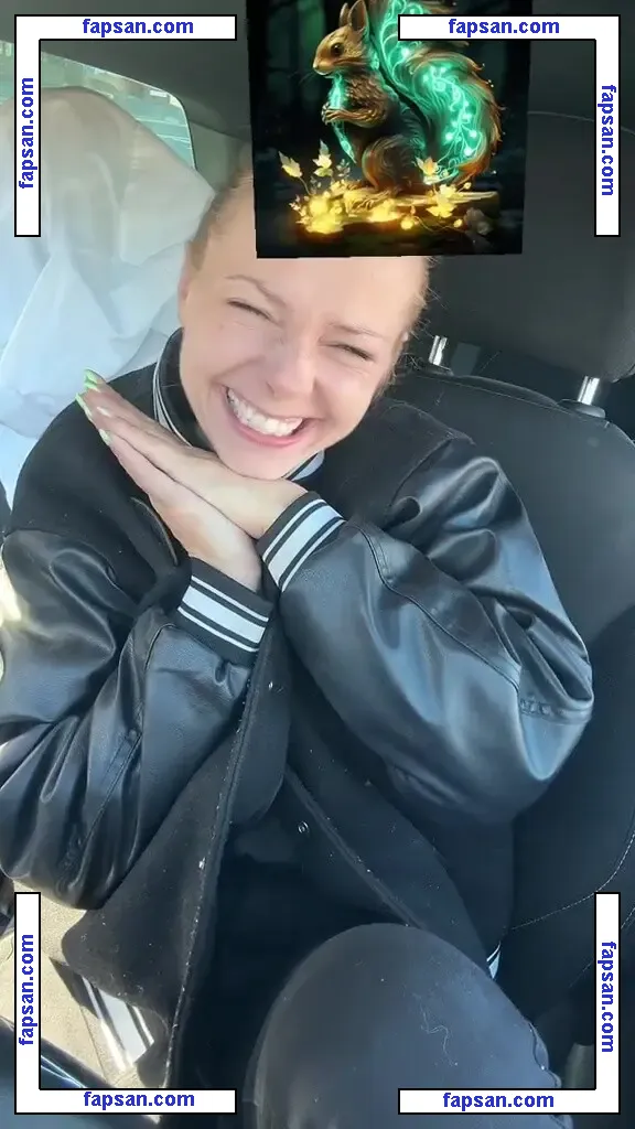 SmileyDani158 nude photo #0111 from OnlyFans