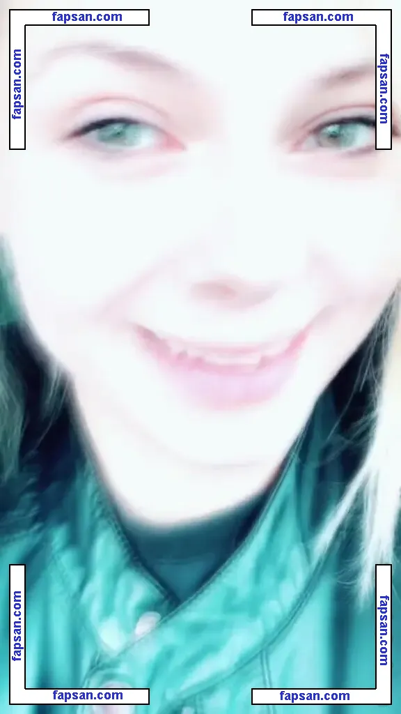 SmileyDani158 nude photo #0112 from OnlyFans