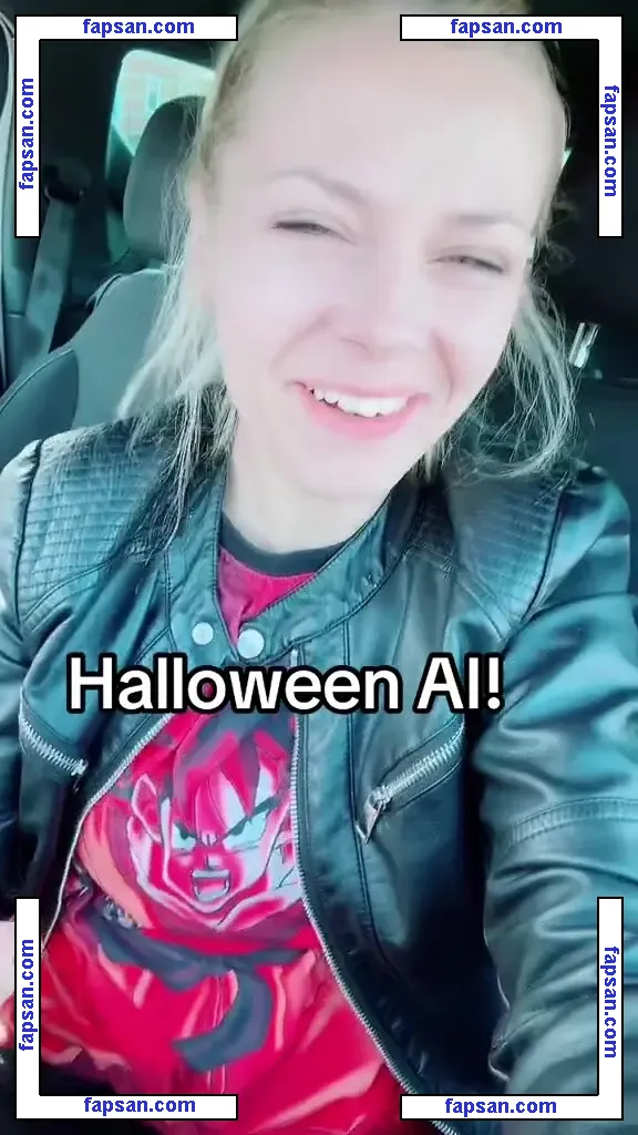 SmileyDani158 nude photo #0127 from OnlyFans