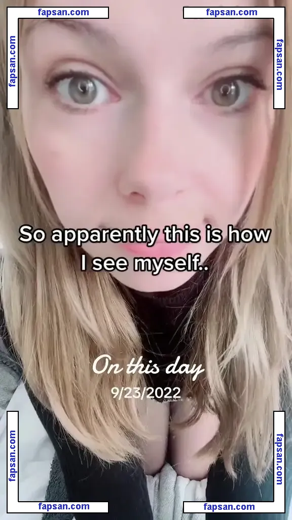 SmileyDani158 nude photo #0133 from OnlyFans