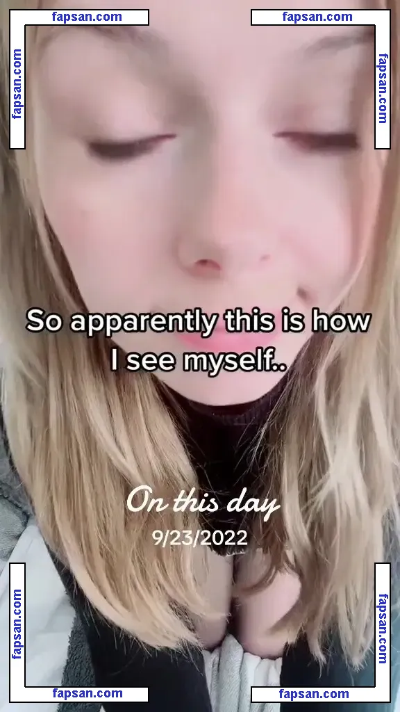 SmileyDani158 nude photo #0136 from OnlyFans