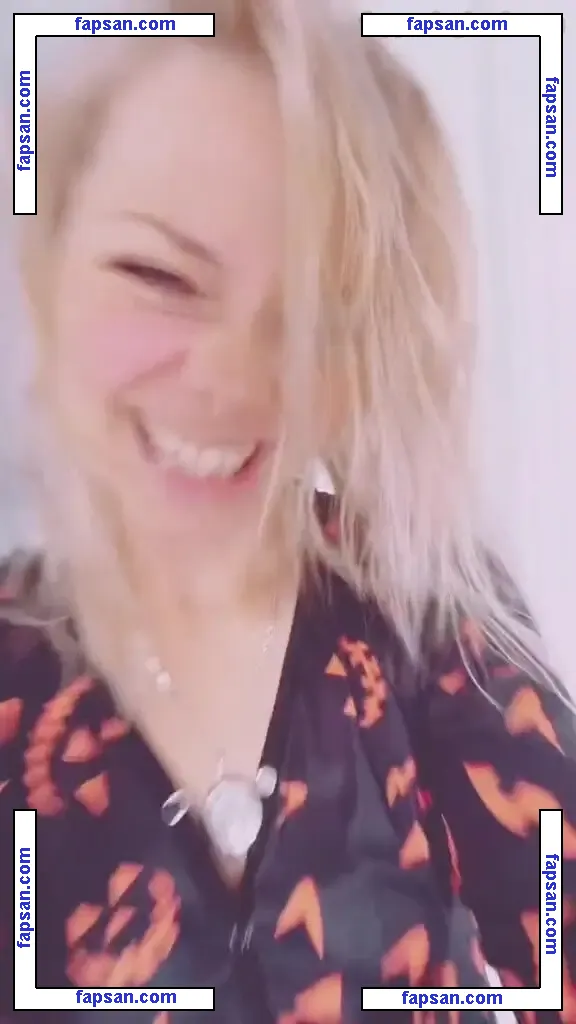 SmileyDani158 nude photo #0170 from OnlyFans