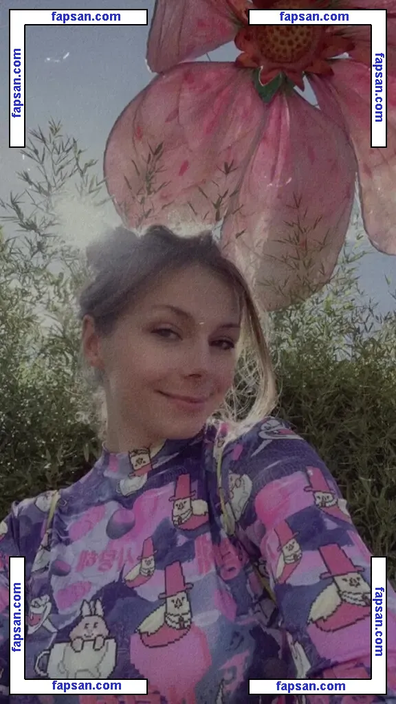 SmileyDani158 nude photo #0204 from OnlyFans