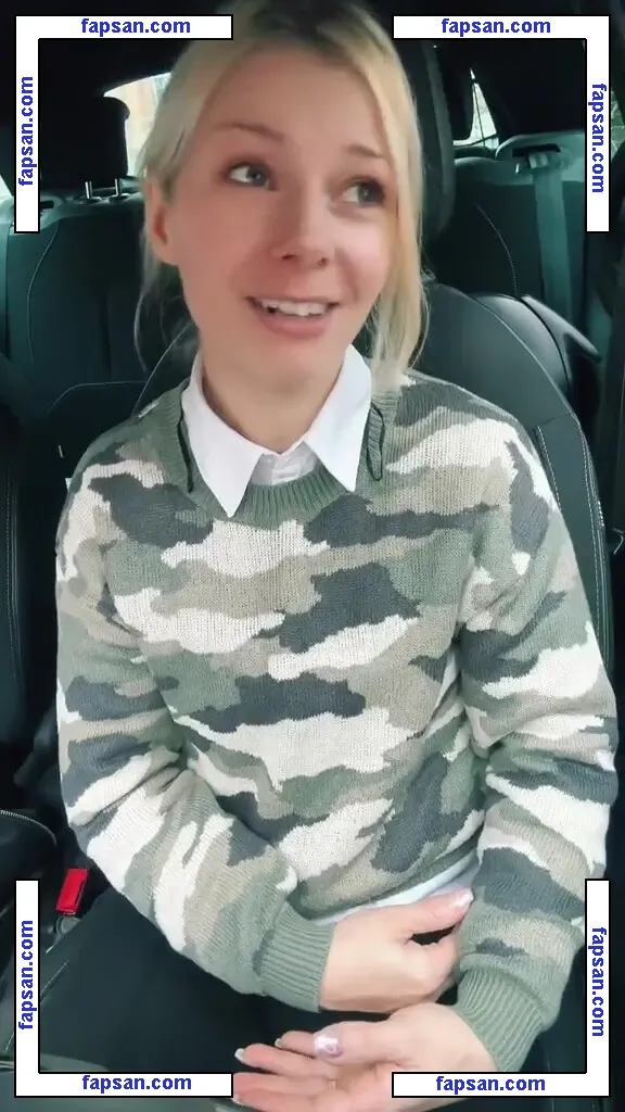 SmileyDani158 nude photo #0280 from OnlyFans