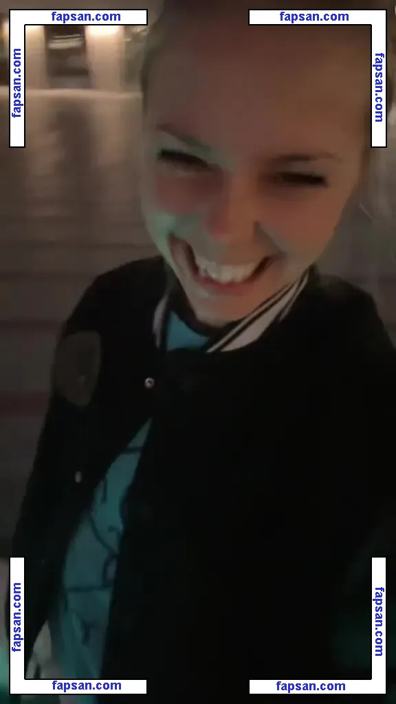 SmileyDani158 nude photo #0301 from OnlyFans