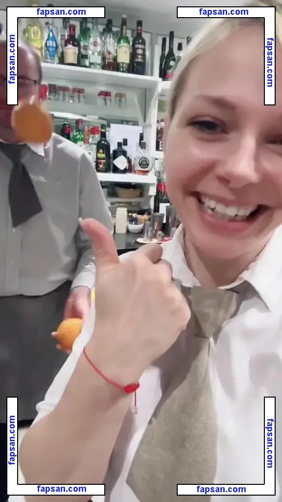 SmileyDani158 nude photo #0337 from OnlyFans