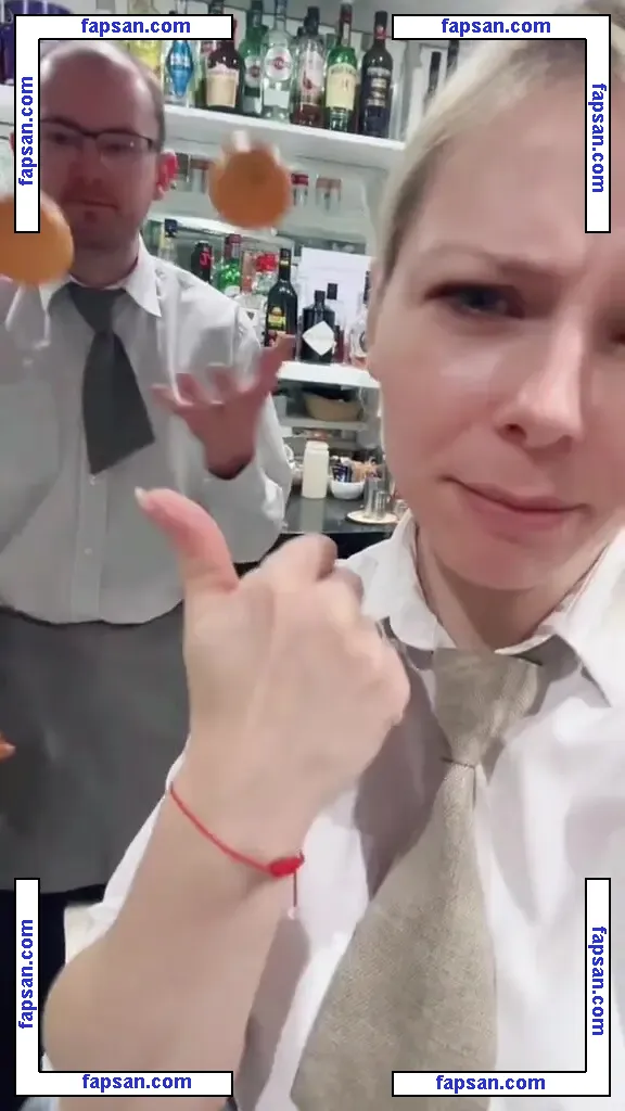 SmileyDani158 nude photo #0339 from OnlyFans