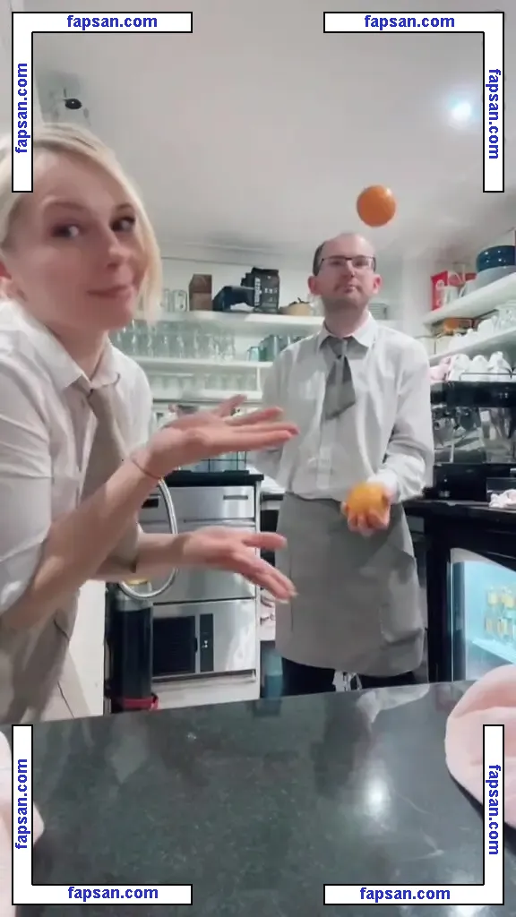 SmileyDani158 nude photo #0340 from OnlyFans