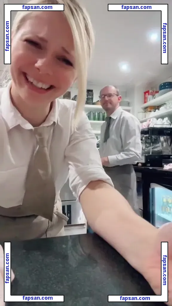 SmileyDani158 nude photo #0342 from OnlyFans