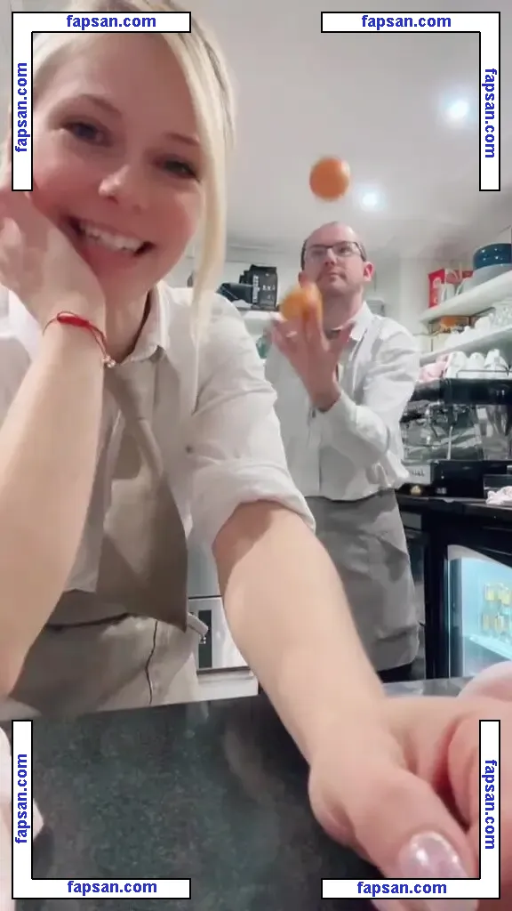 SmileyDani158 nude photo #0349 from OnlyFans