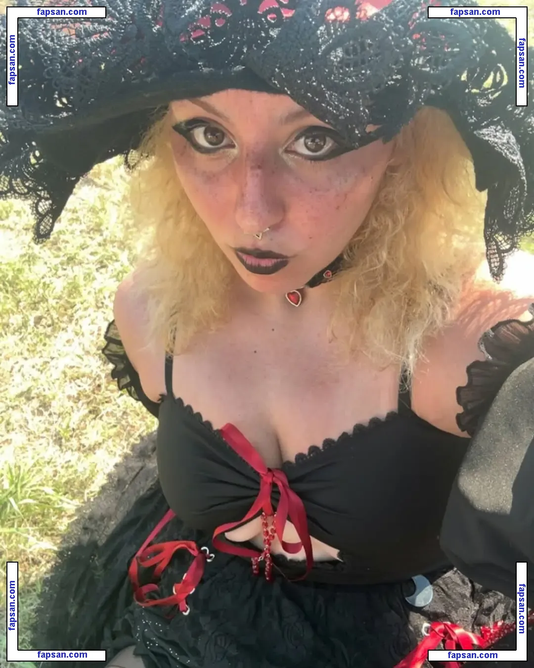 SmokeZenith nude photo #0006 from OnlyFans