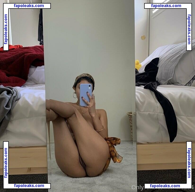 smokianaaa / space nude photo #0091 from OnlyFans