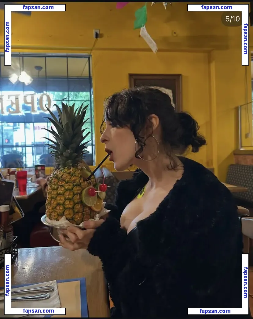 Smol.mandy nude photo #0006 from OnlyFans