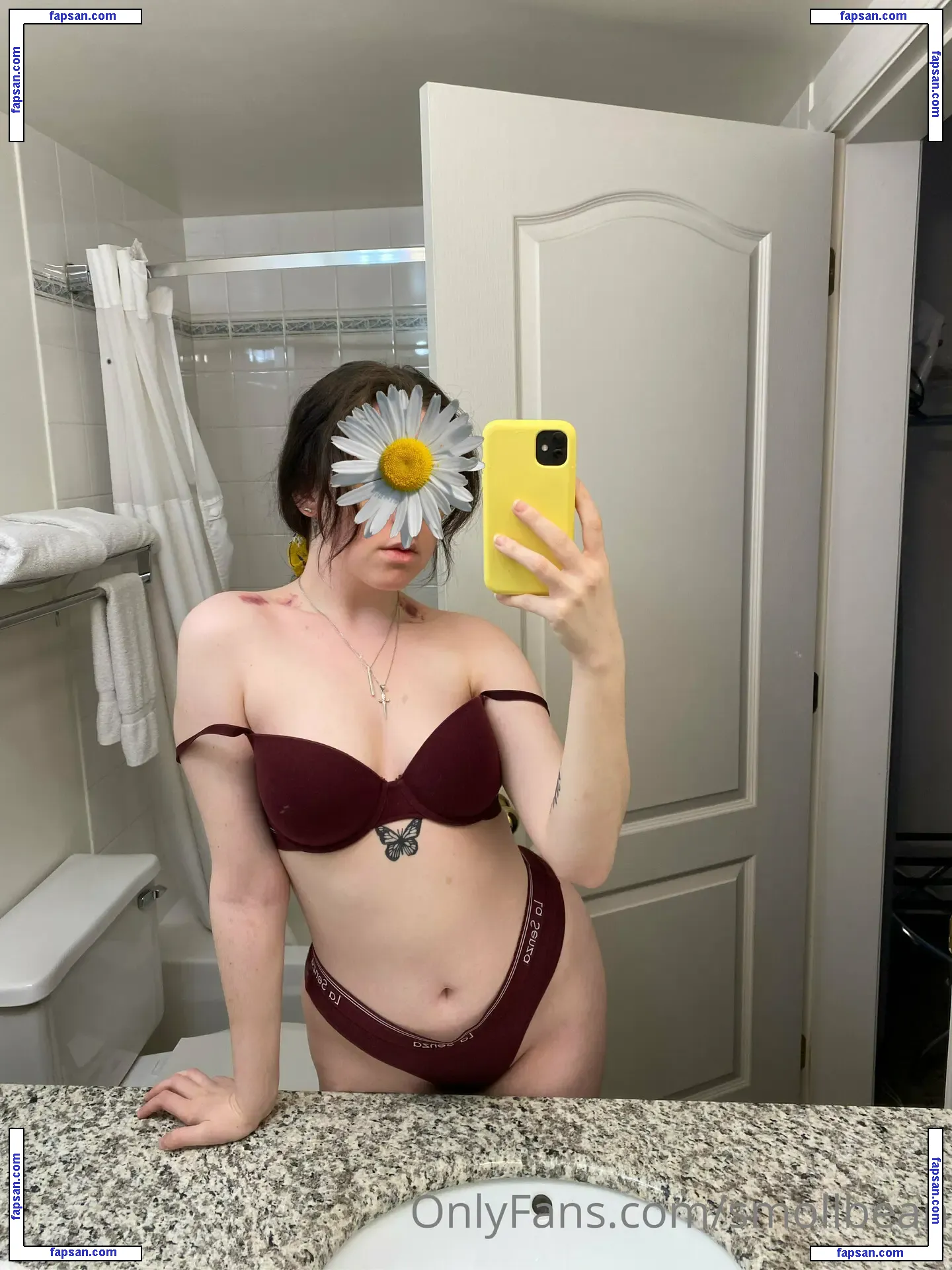 smollbean / smoll.bean nude photo #0010 from OnlyFans