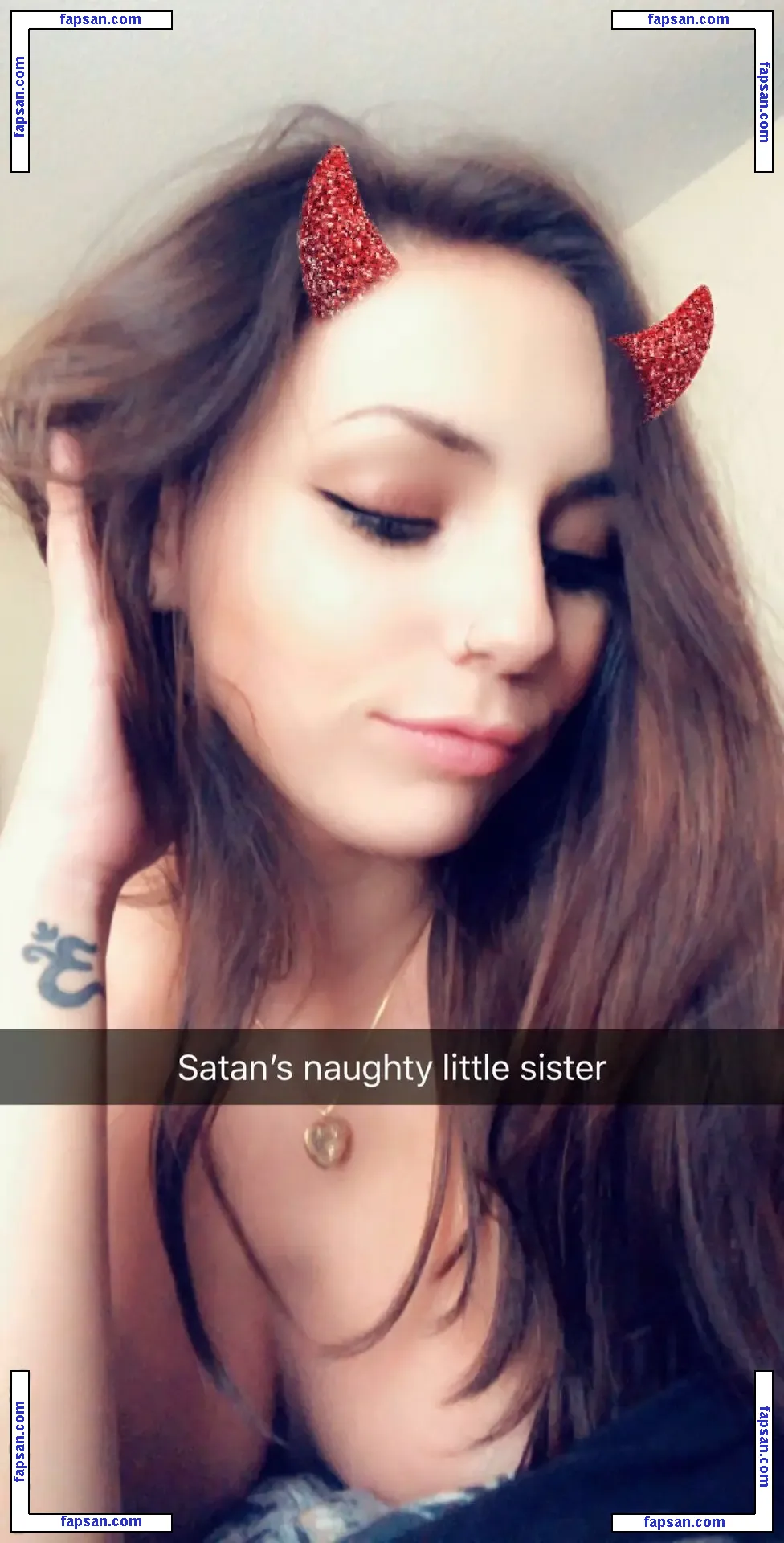 SmttenKitten nude photo #0071 from OnlyFans