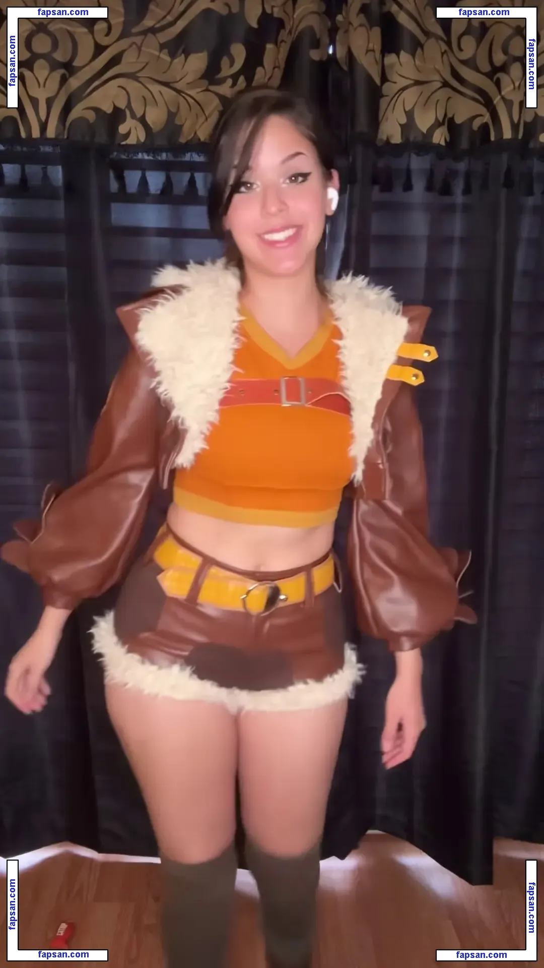 Snarky Jay Cosplay nude photo #0011 from OnlyFans