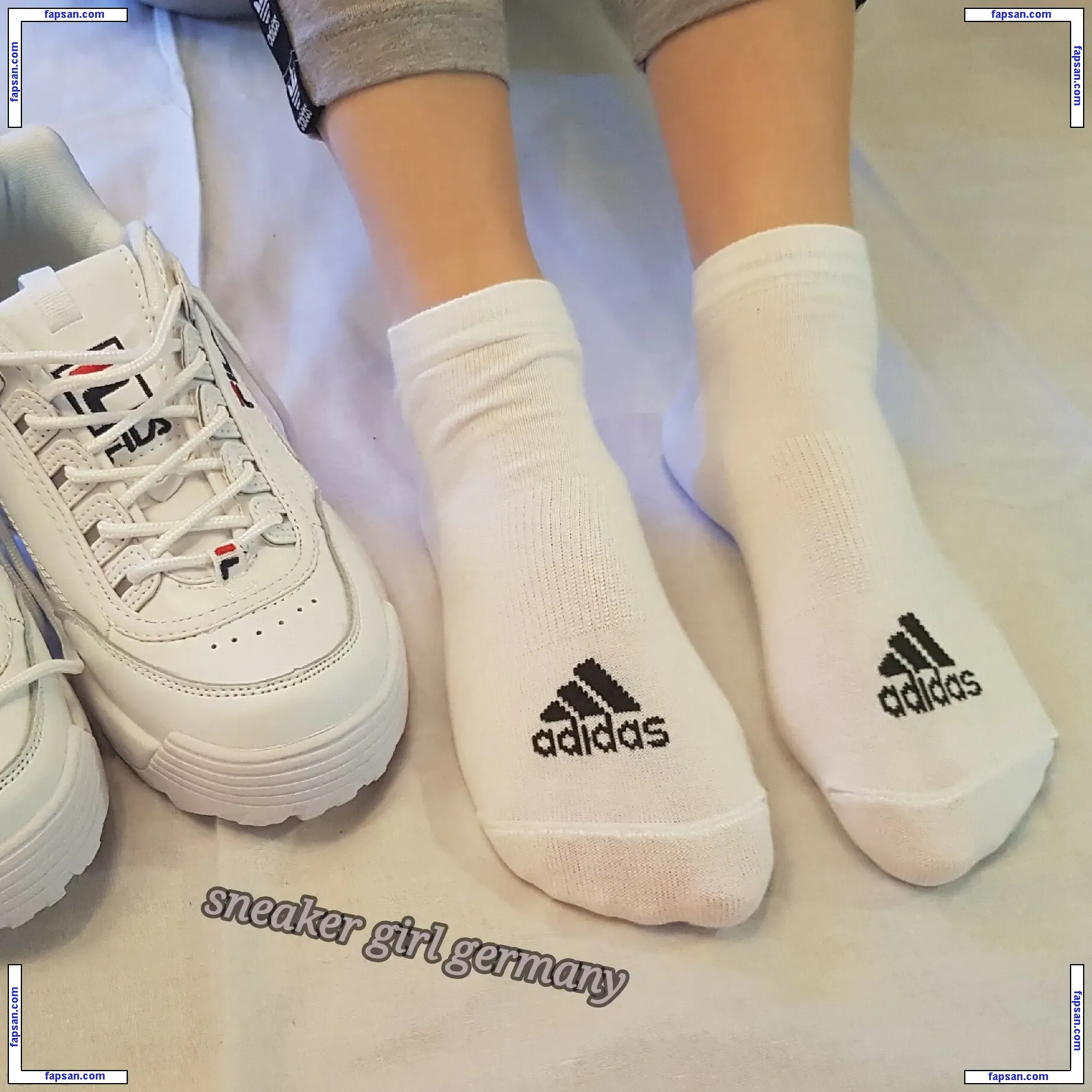 SneakerGirlGermany nude photo #0002 from OnlyFans