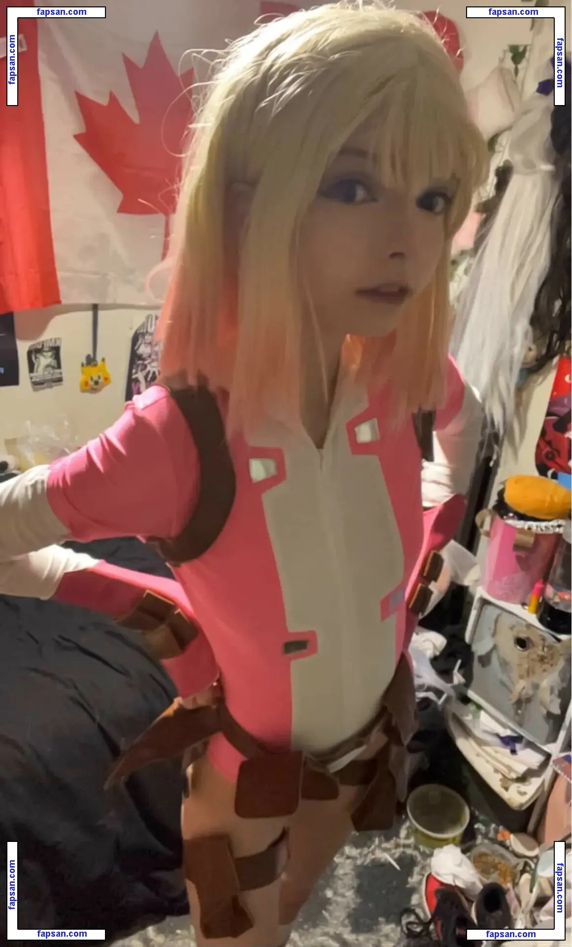 sniffmittens nude photo #0016 from OnlyFans