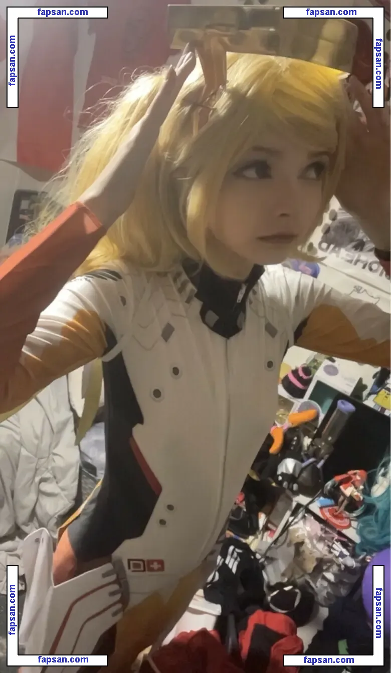 sniffmittens nude photo #0018 from OnlyFans