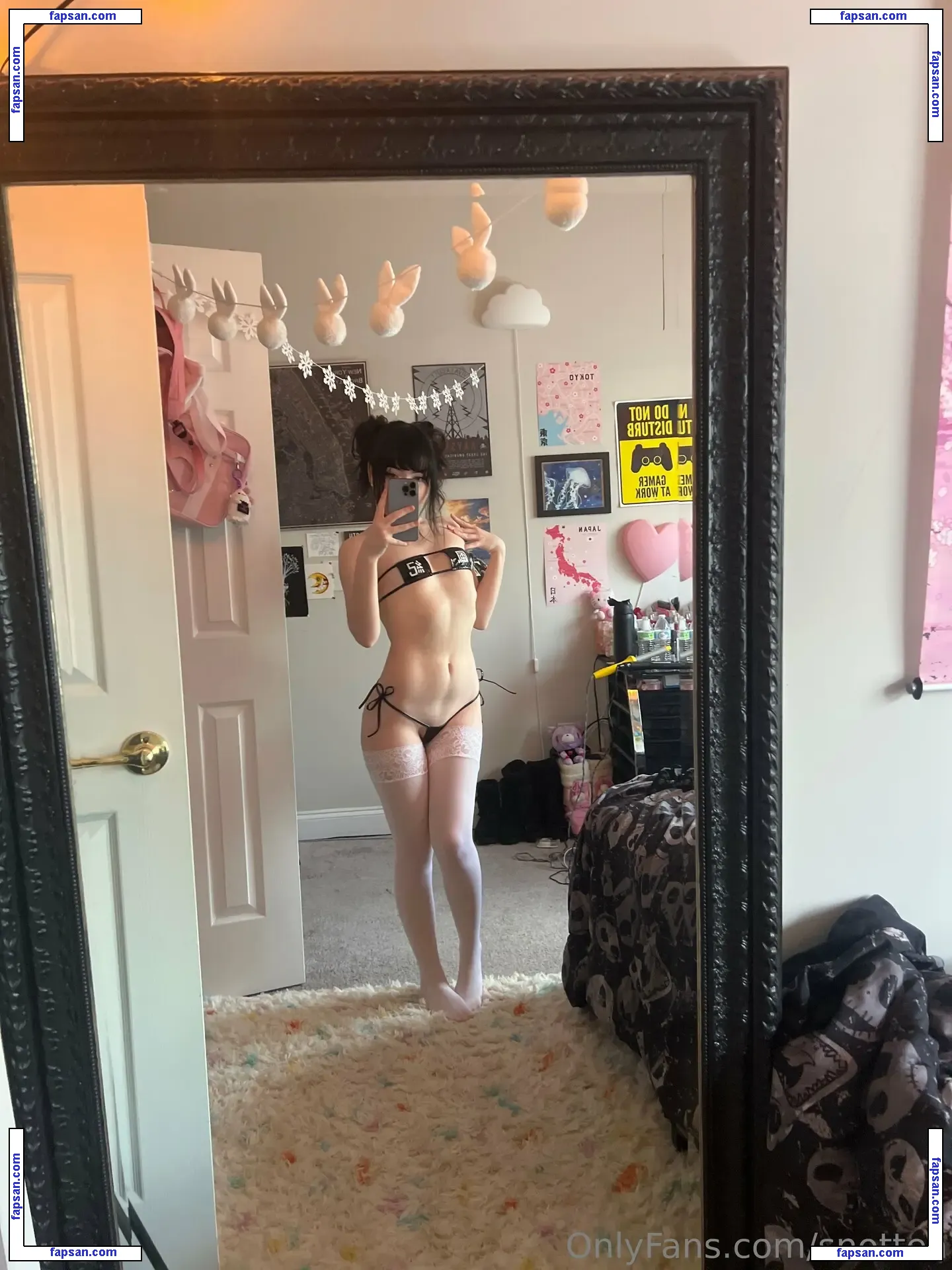 Snottea nude photo #0018 from OnlyFans