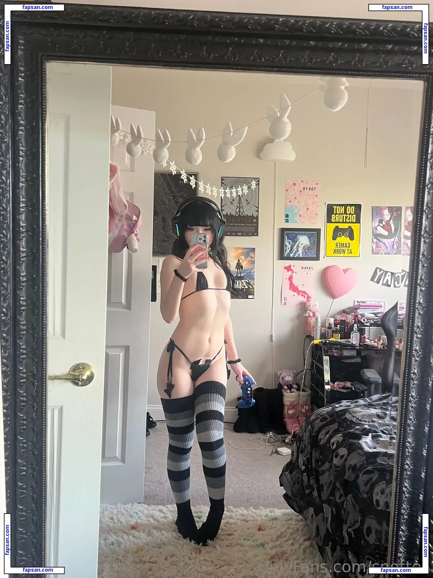 Snottea nude photo #0034 from OnlyFans