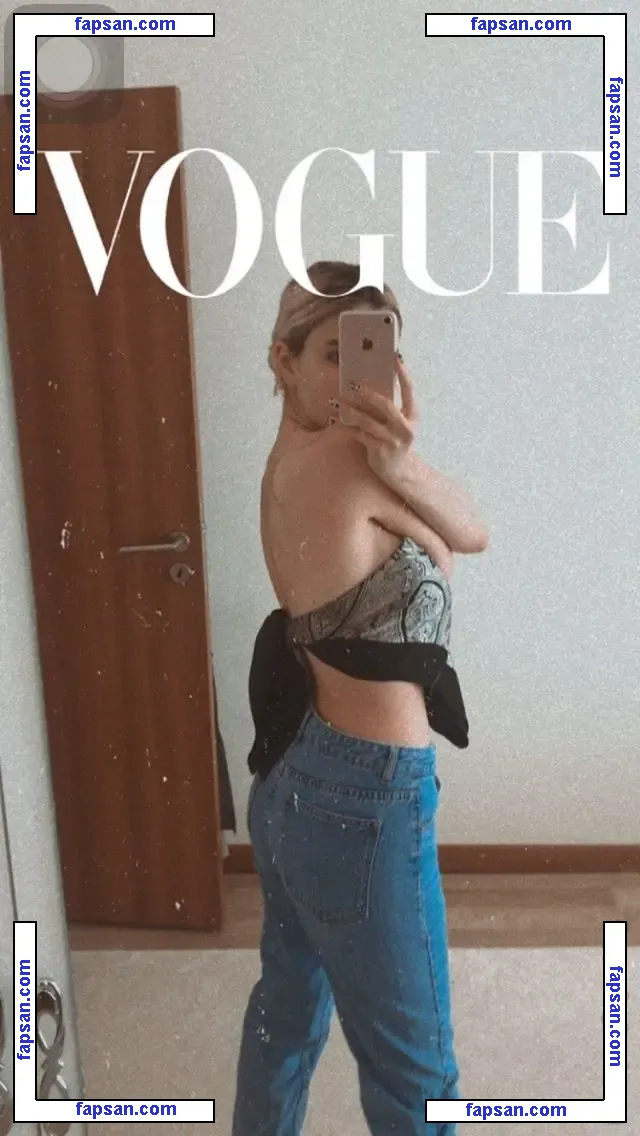 Snowmaiid голая фото #0012 с Онлифанс