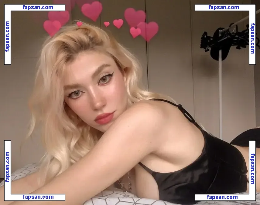 Snowmaiid голая фото #0035 с Онлифанс