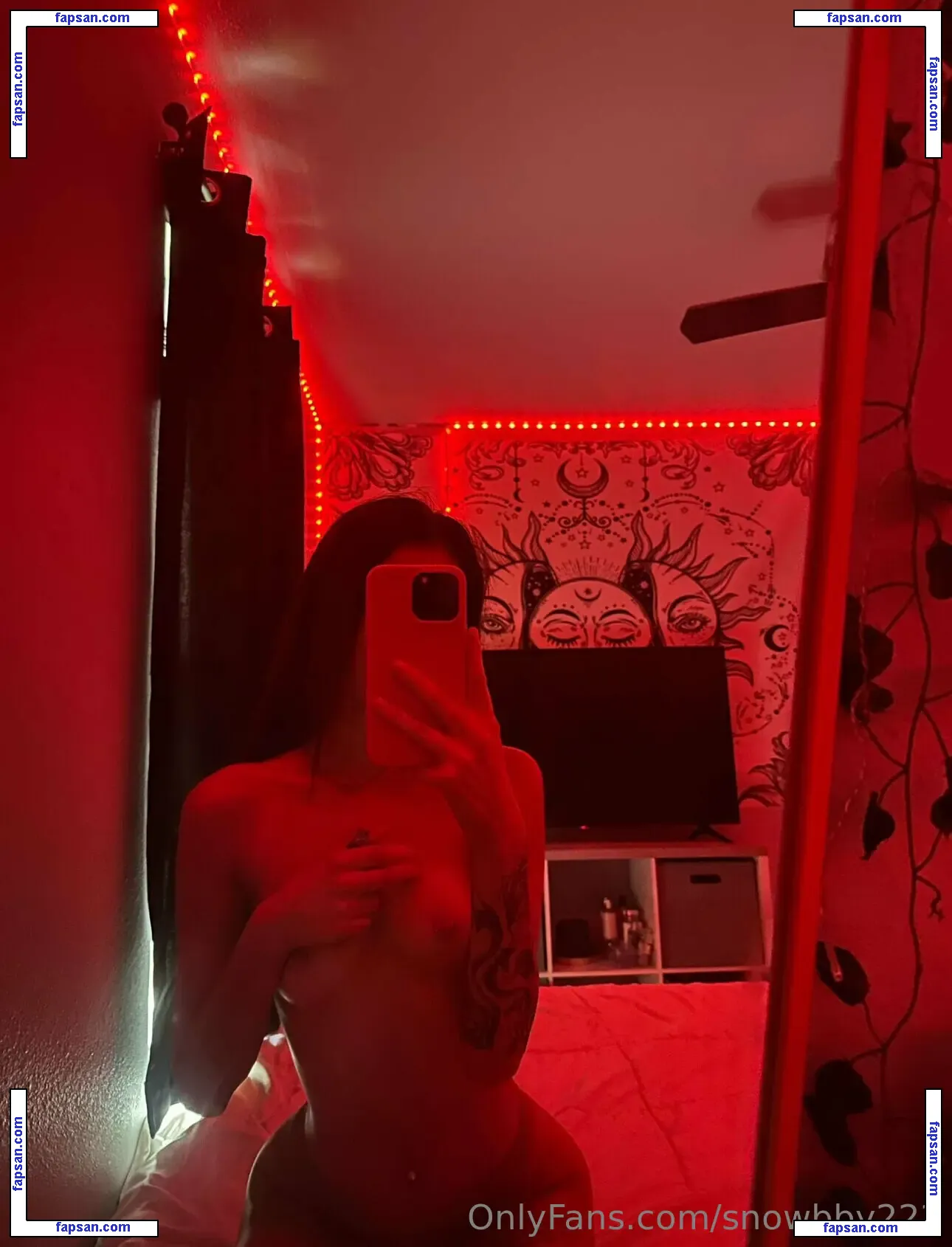 snowwhyte222 nude photo #0014 from OnlyFans
