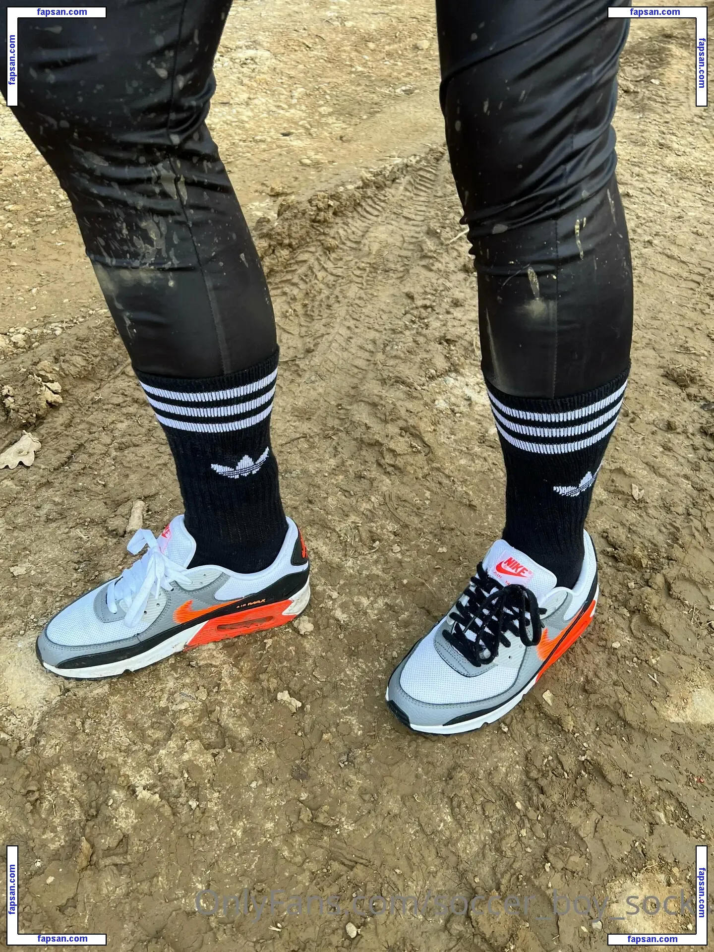 soccer_boy_socks nude photo #0008 from OnlyFans