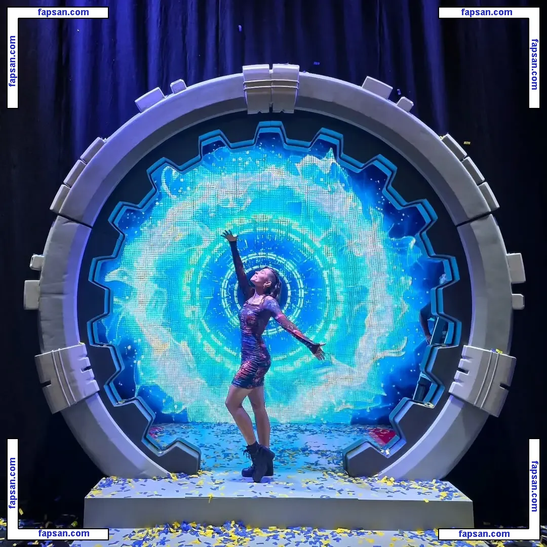 Soe Gschwind nude photo #0142 from OnlyFans