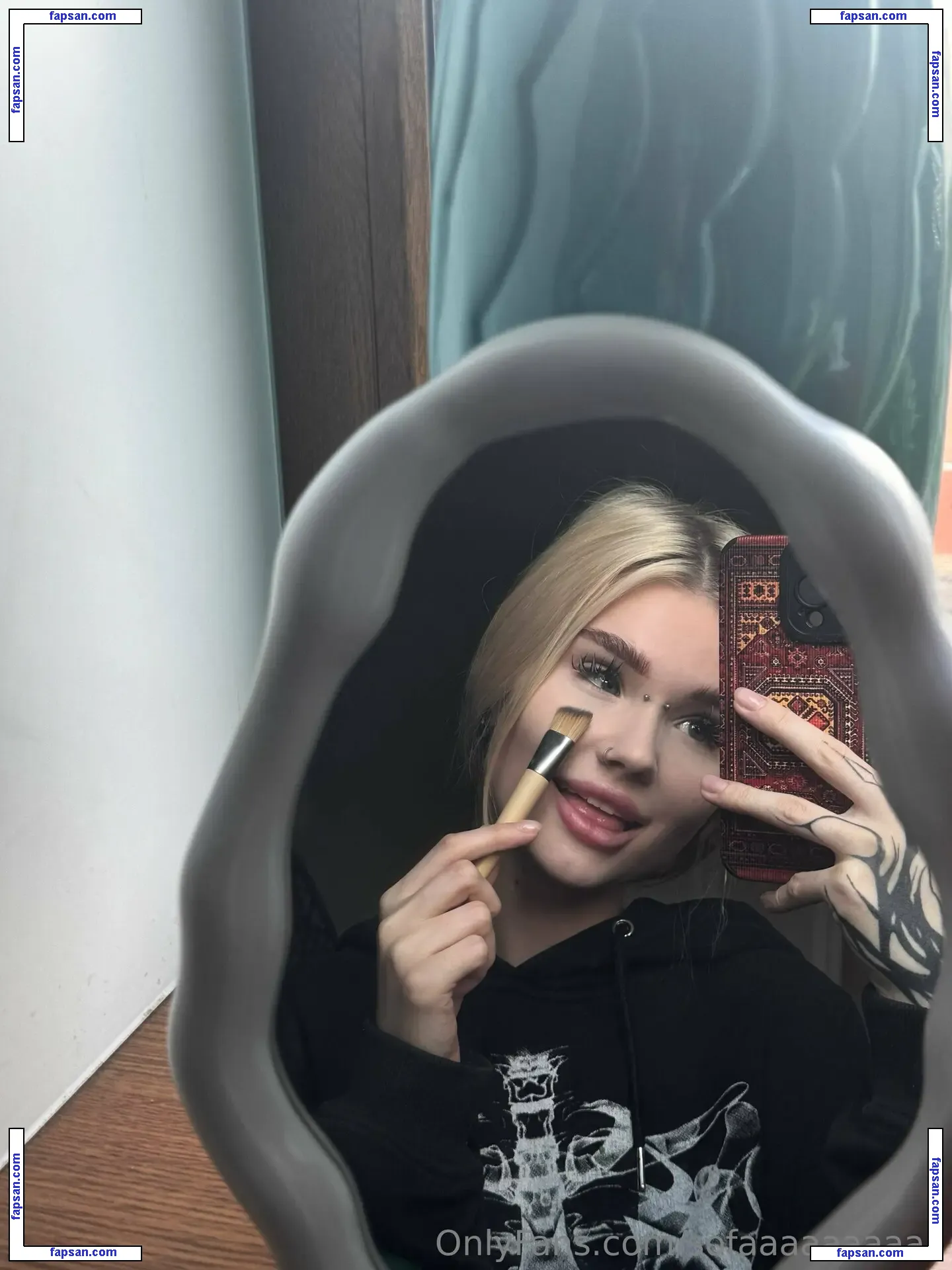 sofaaaaaaaaaa nude photo #0028 from OnlyFans