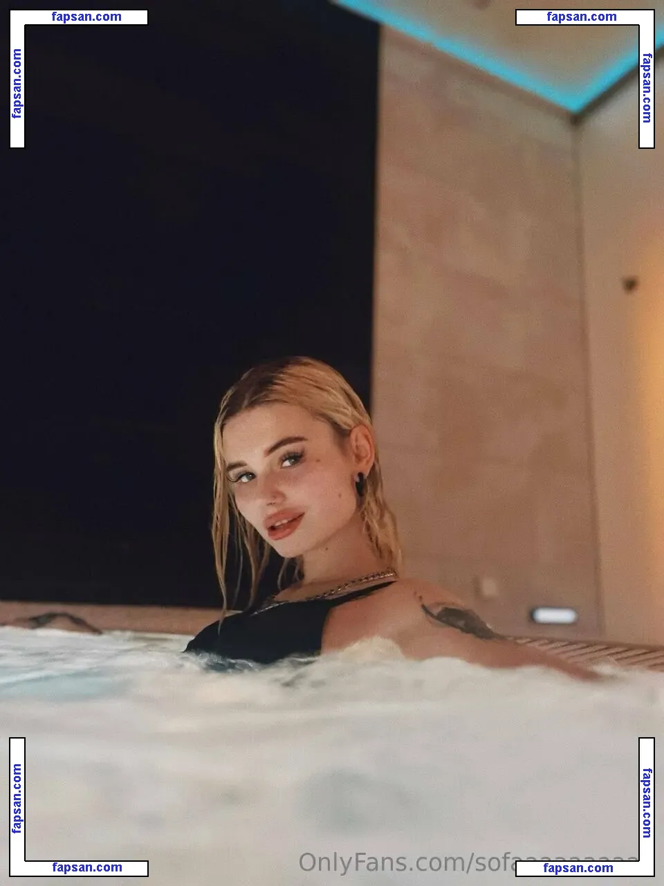 sofaaaaaaaaaa nude photo #0045 from OnlyFans