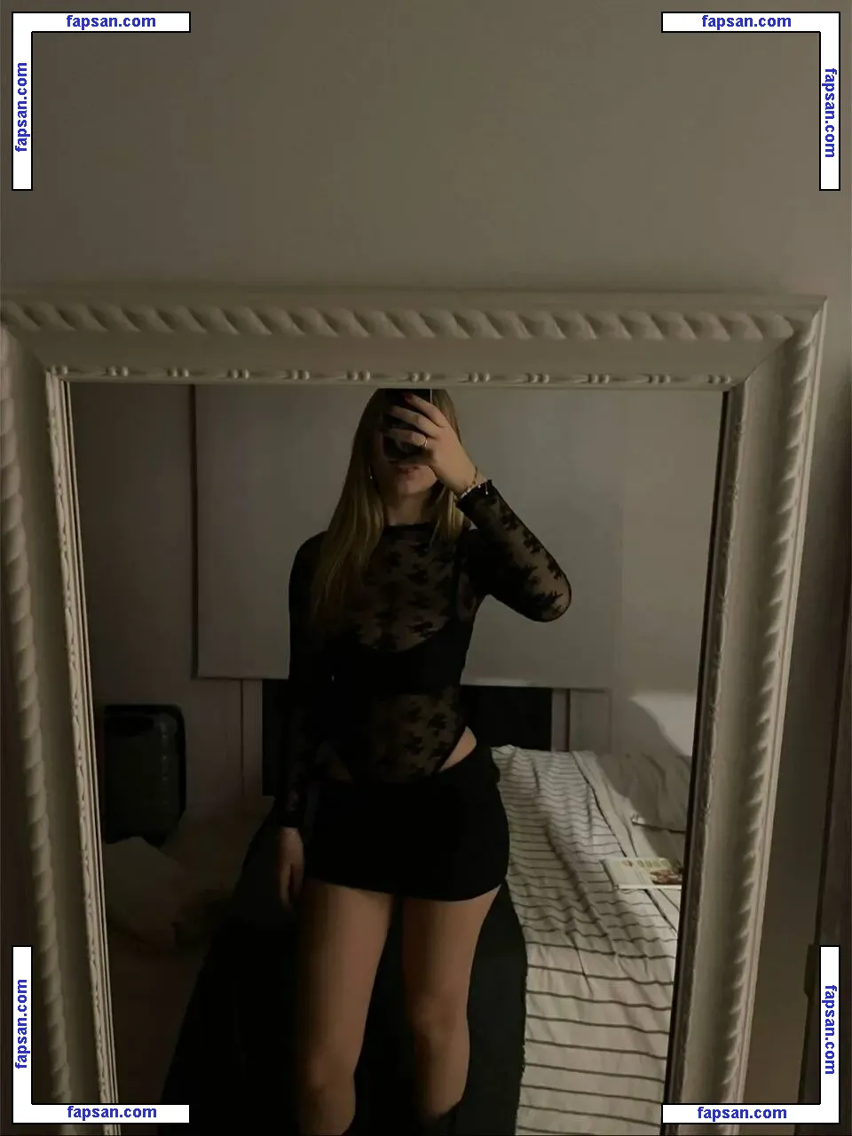 Sofballeroo nude photo #0005 from OnlyFans