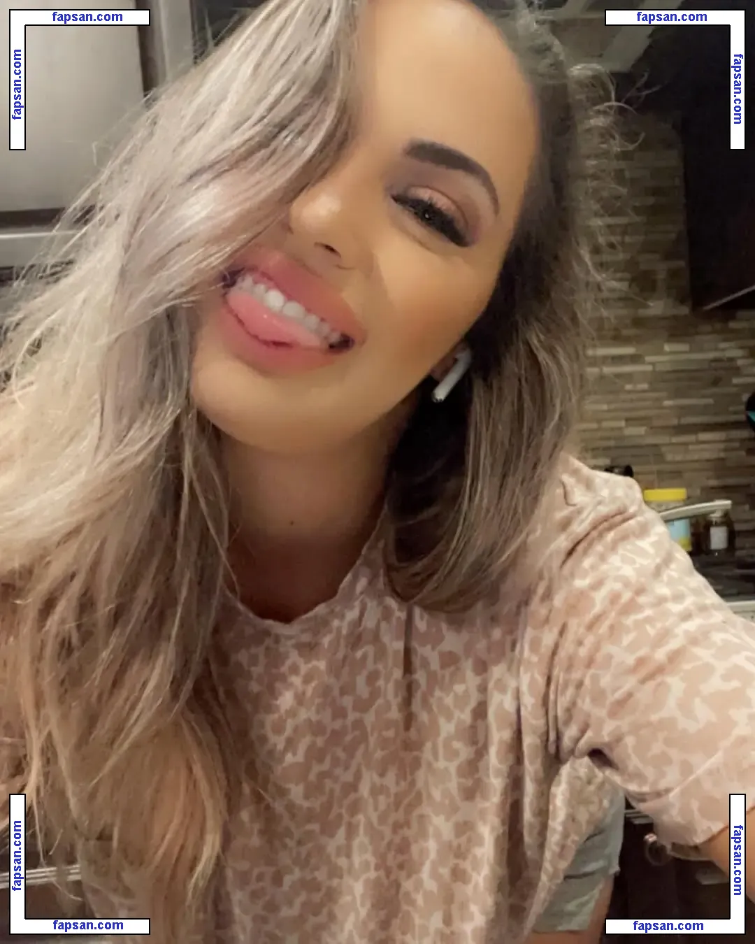 Sofi Ryan nude photo #0078 from OnlyFans