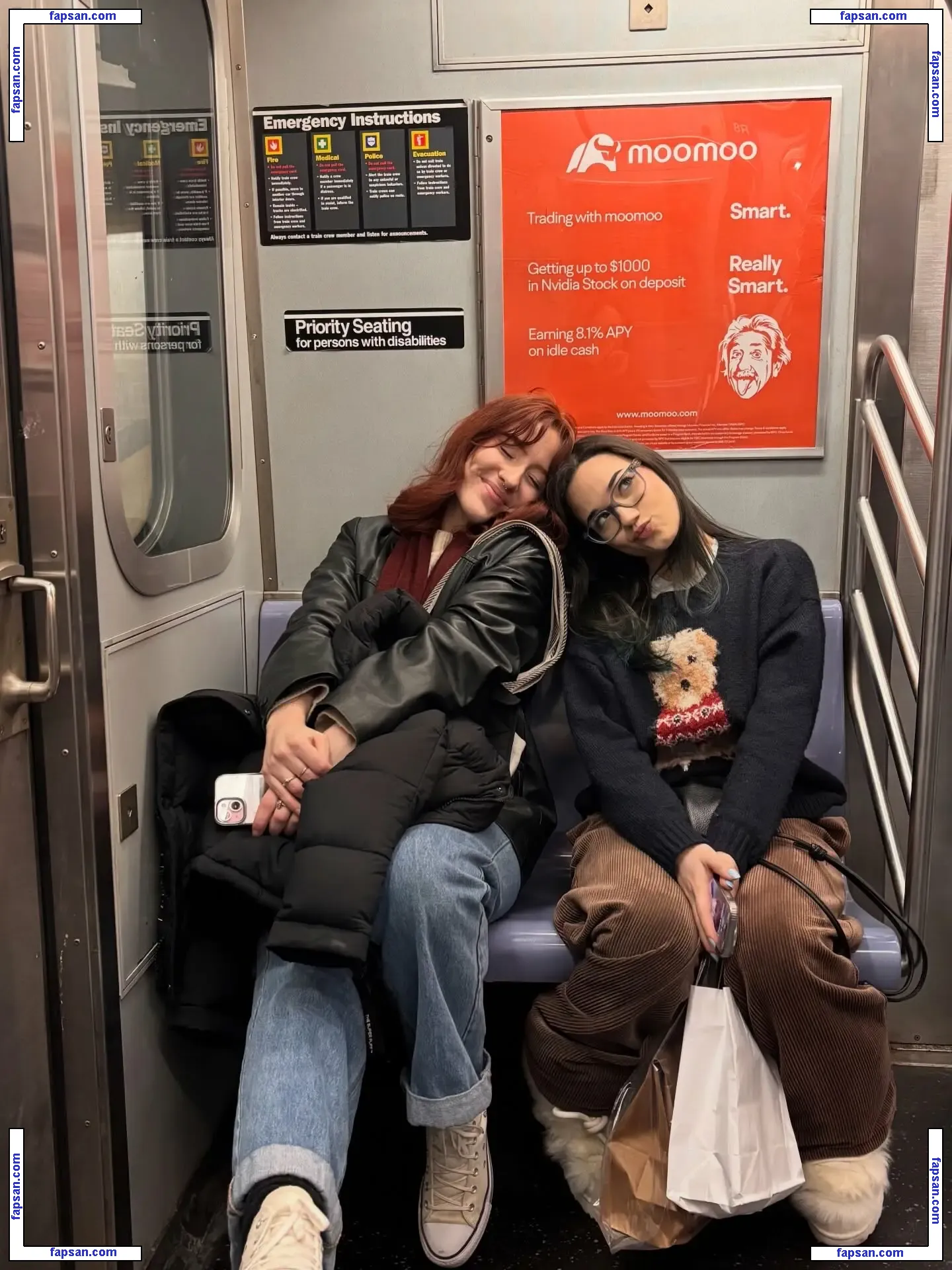 Sofia Gomez / Sofiiiagomez голая фото #0001 с Онлифанс