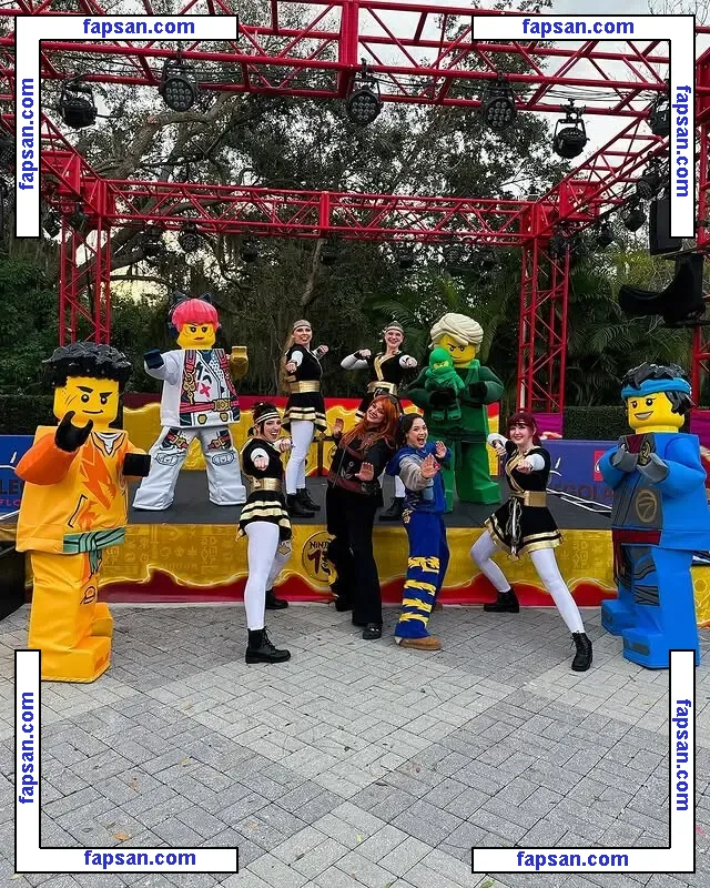 Sofia Gomez / Sofiiiagomez голая фото #0003 с Онлифанс