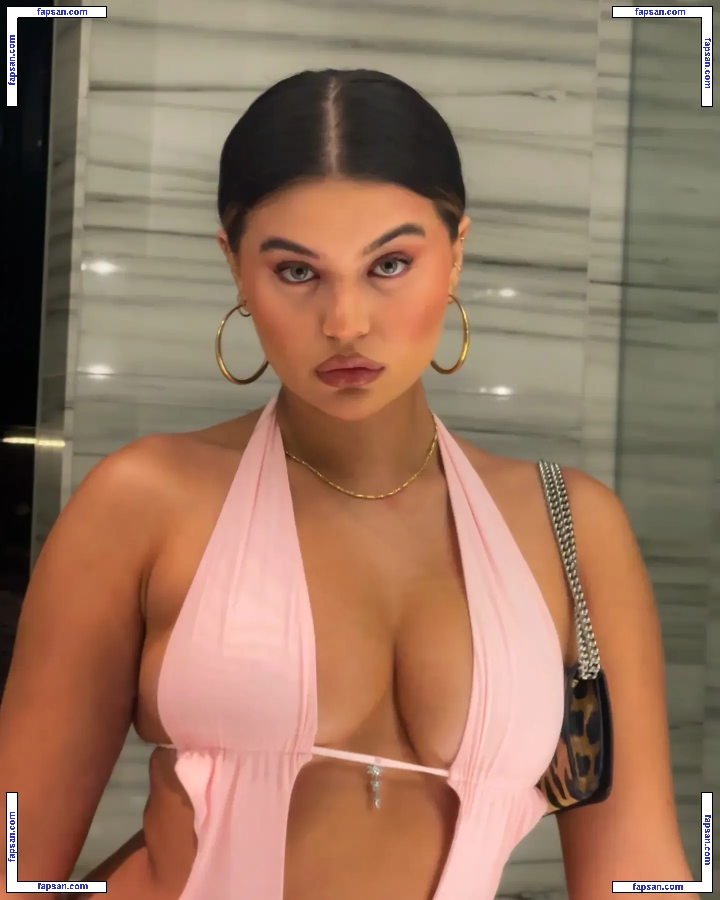 Sofia Jamora nude photo #1338 from OnlyFans