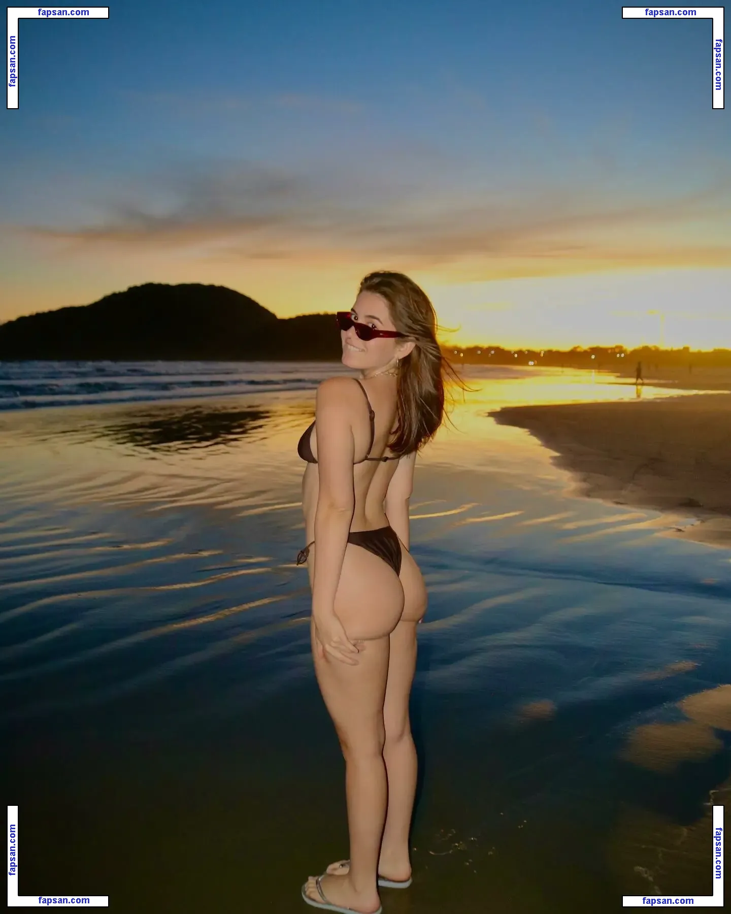 Sofia Santino nude photo #0020 from OnlyFans