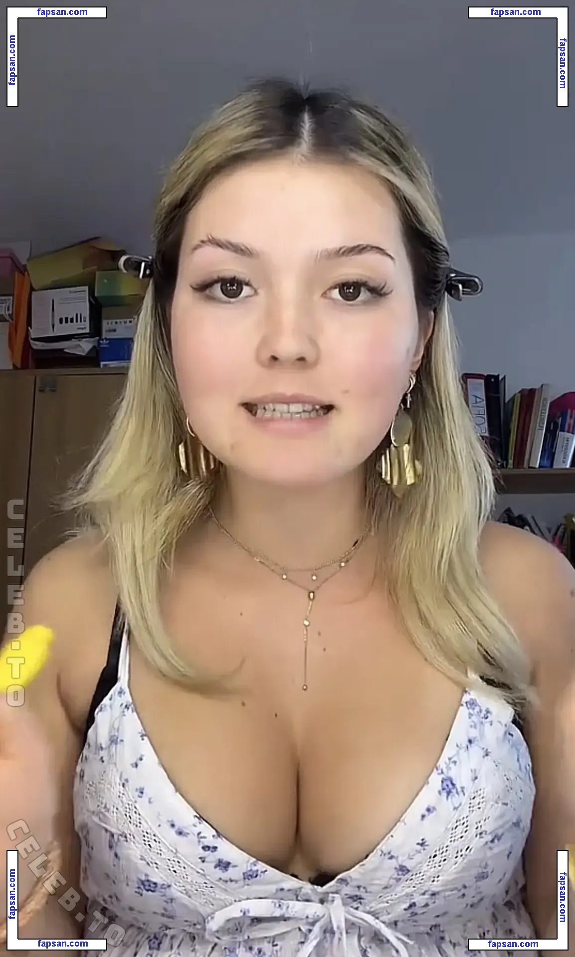 Sofia Stark голая фото #0001 с Онлифанс