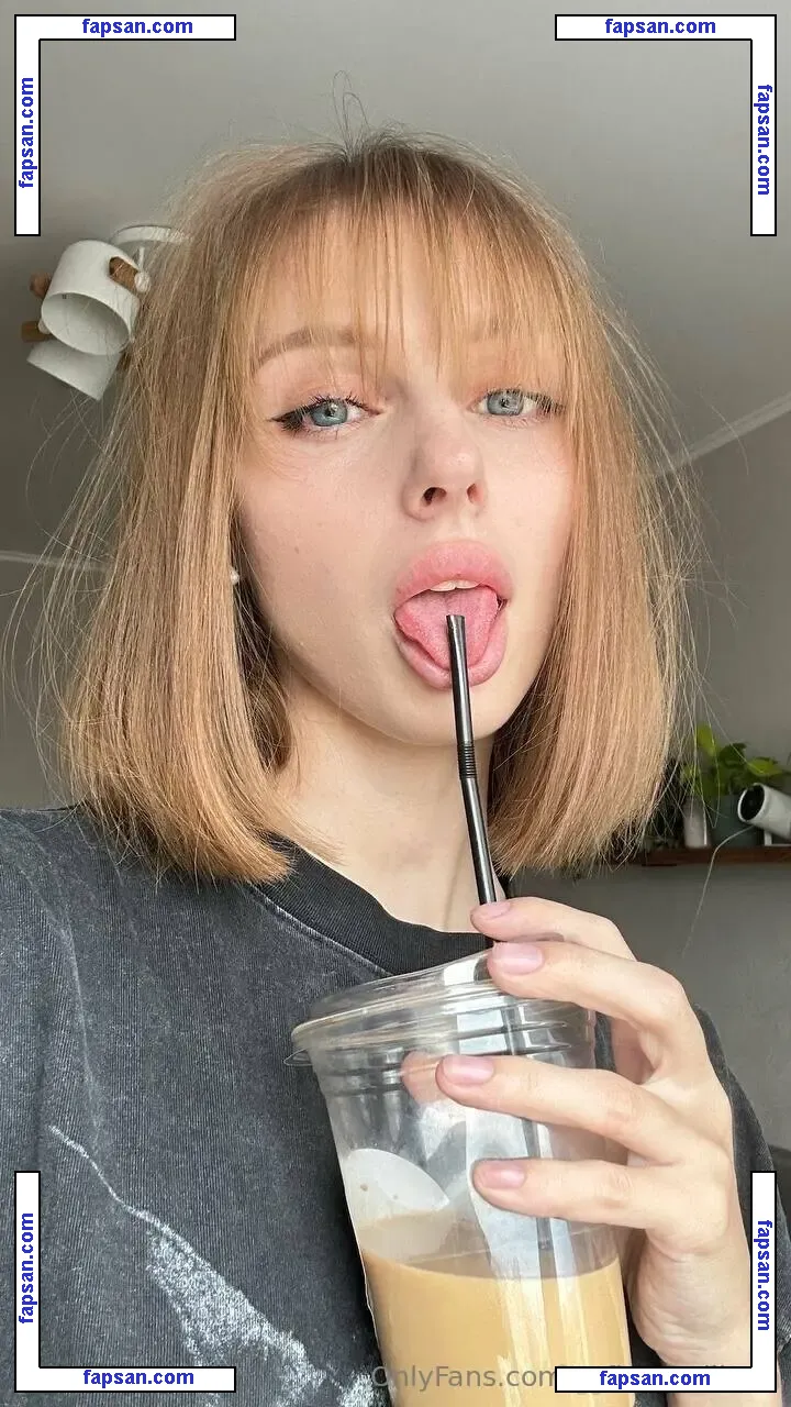 sofiaaamillerrr nude photo #0034 from OnlyFans