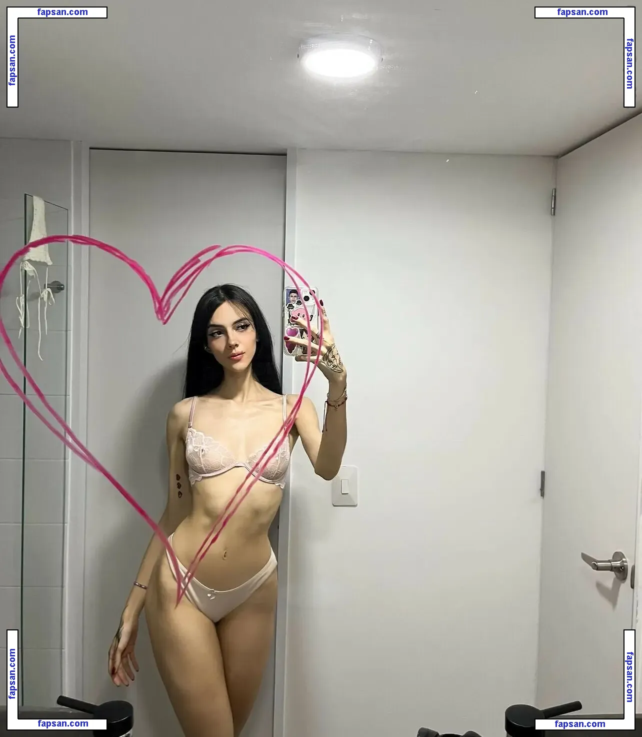 Sofiaatreides nude photo #0058 from OnlyFans