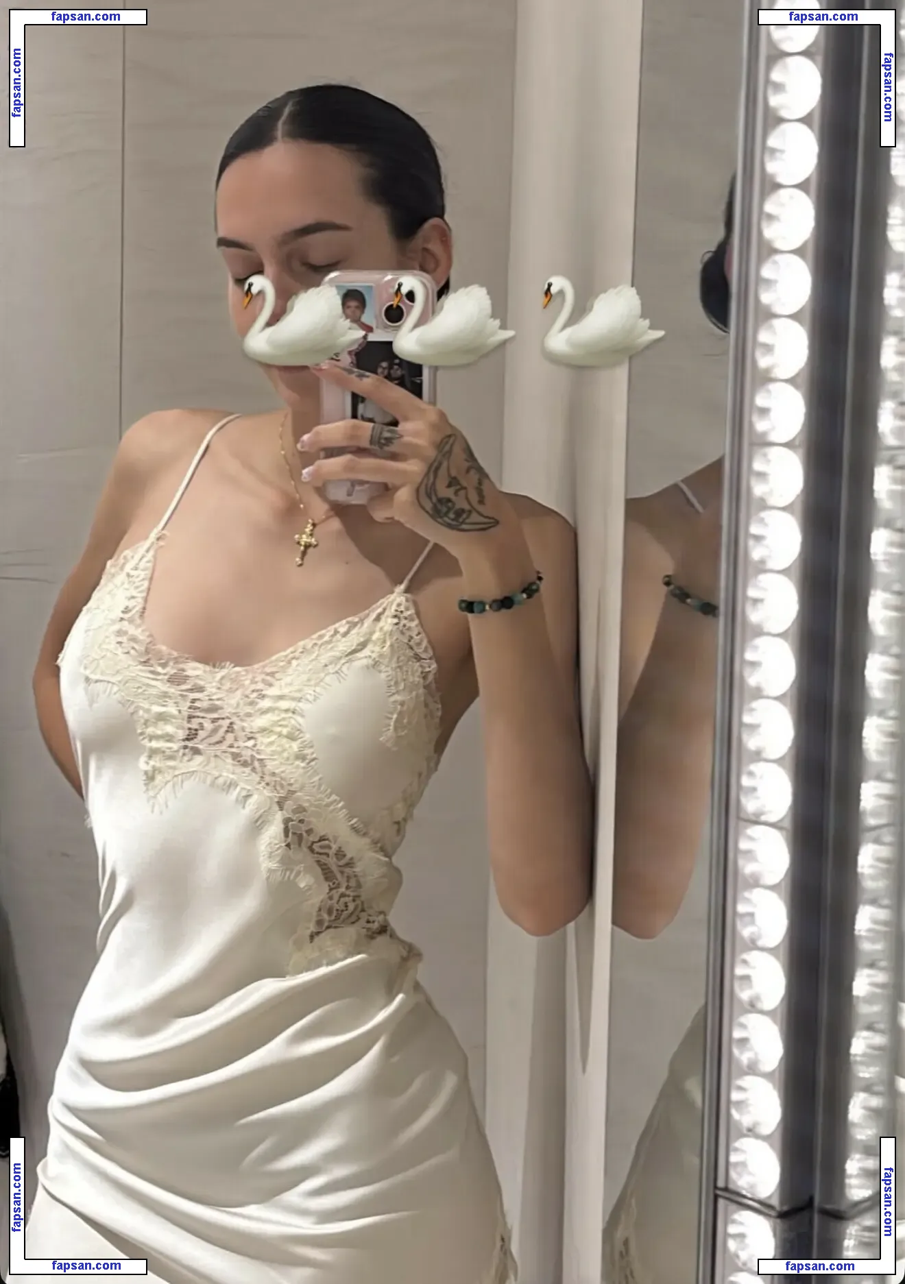 Sofiaatreides nude photo #0119 from OnlyFans