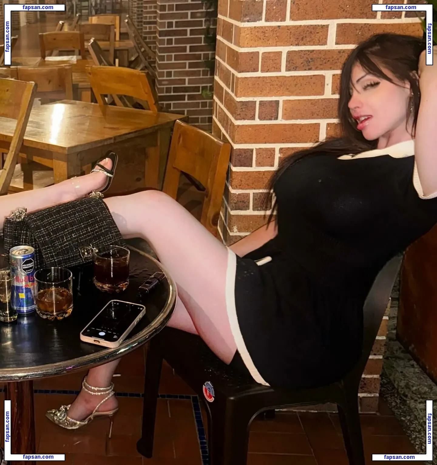 Sofianix nude photo #0054 from OnlyFans