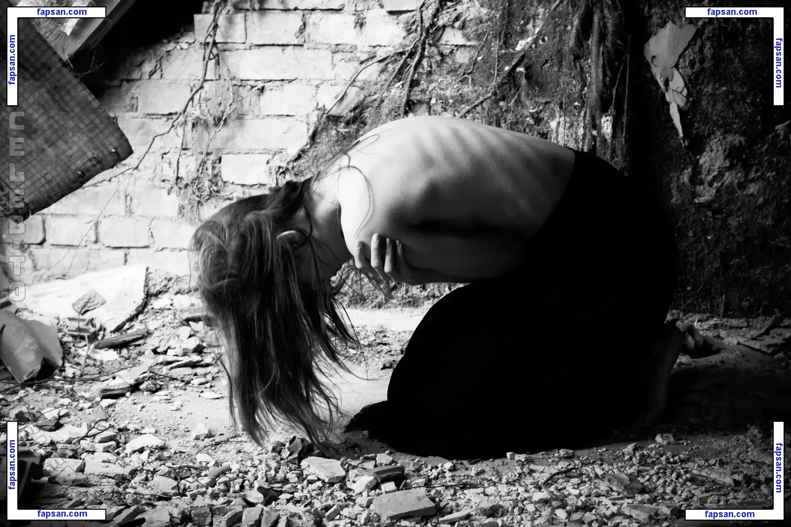 Softest Rain голая фото #0031 с Онлифанс